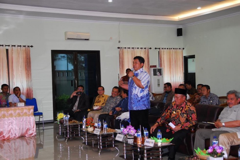 Komisi IV DPR mengunjungi Kabupaten Lamongan untuk menyerap aspirasi masyarakat nelayan terkait impelentasi peraturan menteri Kelautan dan Perikanan Nomor 71 tahun 2016 tentang alat tangkap.