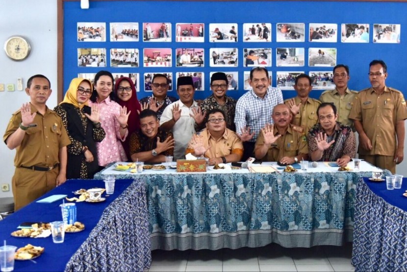 Komisi V DPRD Provinsi Jabar meninjau Panti Sosial Rehabilitasi Anak Berhadapan dengan Hukum (PSRABH) di Kabupaten Bogor, Senin (4/11).