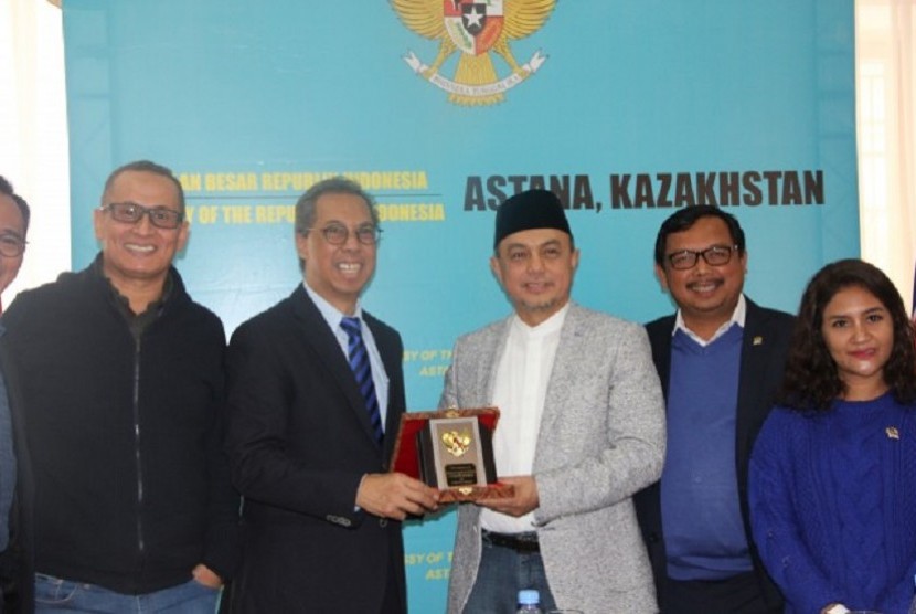 Komisi VII DPR RI dipimpin Tamsil Linrung mengadakan kunjungan kerja ke Negara Republik Kazakhstan pada 16-22 April 2018.