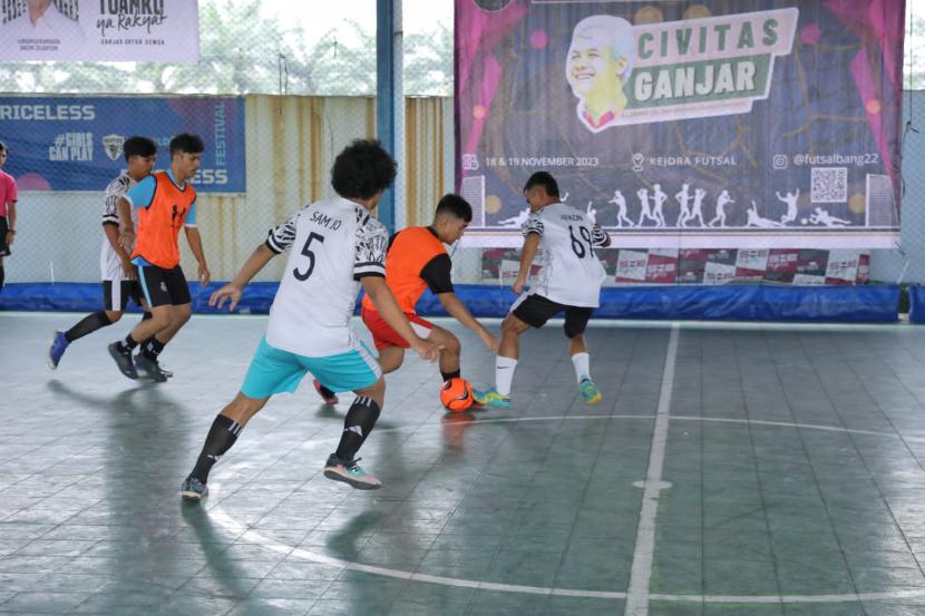 Kompetisi futsal di Lapangan Kejora Futsal Kecamatan Medan Selayang, Kota Medan, Sumatra Utara. 
