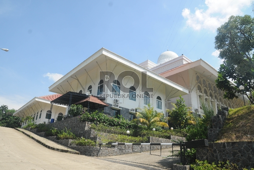 Komplek Masjid Az-Zikra, Sentul, Bogor, Jawa Barat. Reuni 212 di tahun 2021 batal terlaksana di lingkungan Az-Zikra Bogor.