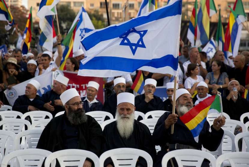 Komunitas Druze di Israel memprotes UU negara Yahudi di Tel Aviv, Israel, Sabtu (4/8).