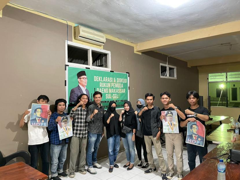 Komunitas Rukun Pemuda Daeng Makassar (KRPDM) mendeklarasikan dukungan kepada Ridwan Kamil agar maju dalam Pemilu Presiden 2024. 