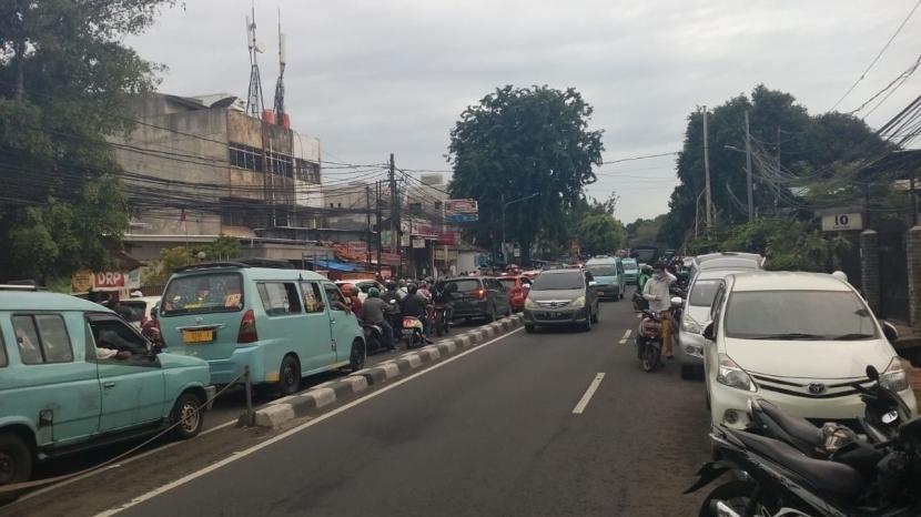 Kondisi jalan di Petamburan, yang berdekatan dengan bekas markas Front Pembela Islam (FPI) dan Nahdlatul Ulama (NU) Ranting Petamburan.