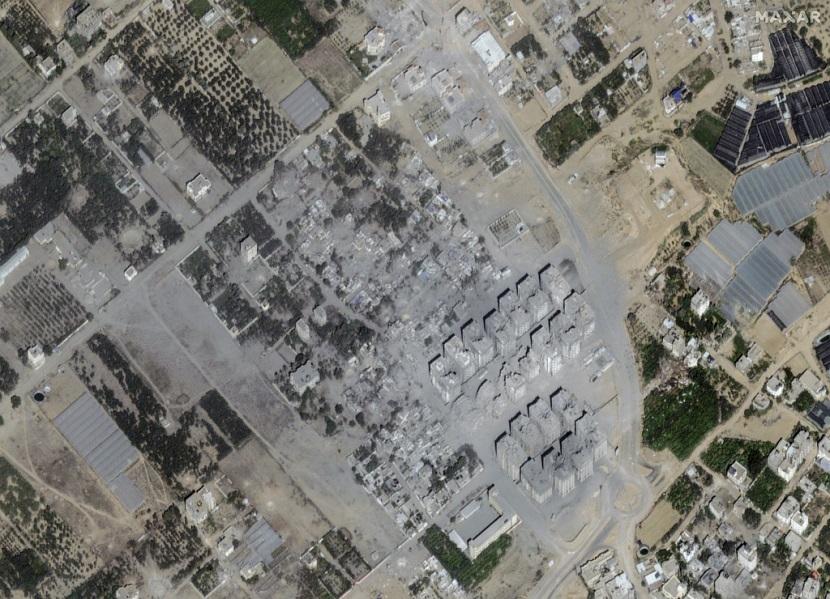 Kondisi di lingkungan Atatra, Gaza utara setelah serangan udara Israel, pada 21 Oktober 2023.