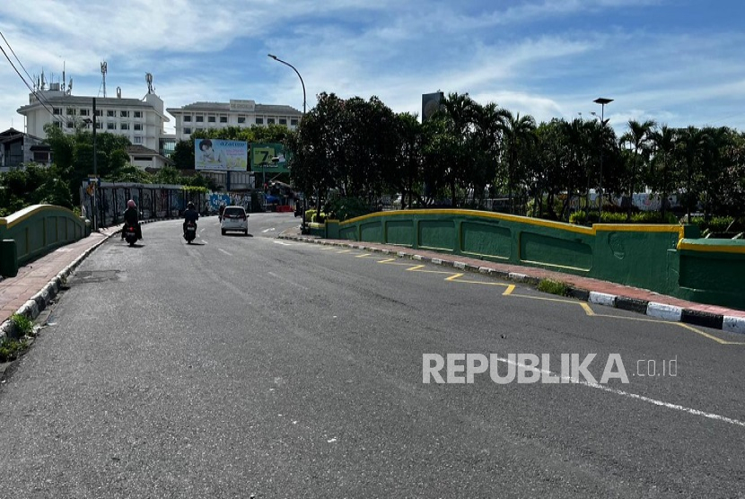 Kondisi Jembatan Kleringan atau Jembatan Kewek yang menjadi akses penghubung masyarakat hingga wisatawan menuju kawasan Malioboro Yogyakarta.