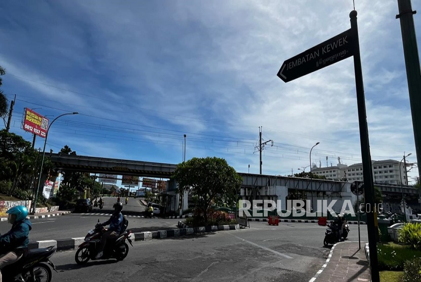 Kondisi Jembatan Kleringan atau Jembatan Kewek yang menjadi akses penghubung masyarakat hingga wisatawan menuju kawasan Malioboro Yogyakarta. 