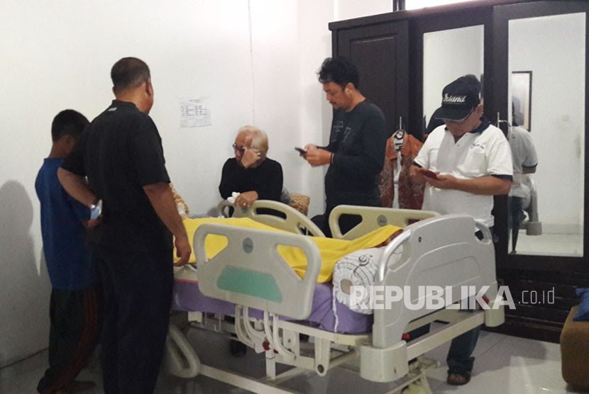 Kondisi kediaman musisi Senior Benny Panjaitan setelah meninggal dunia di Jalan Prof Dr Hamka Komplek Panbers, Cileduk, Selasa (24/10).