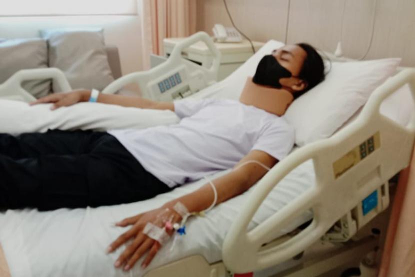 Kondisi MFA alias Fariz (21 tahun), saat menjalani perawatan di Rumah Sakit Ciputra, Panongan, Kabupaten Tangerang, Banten.