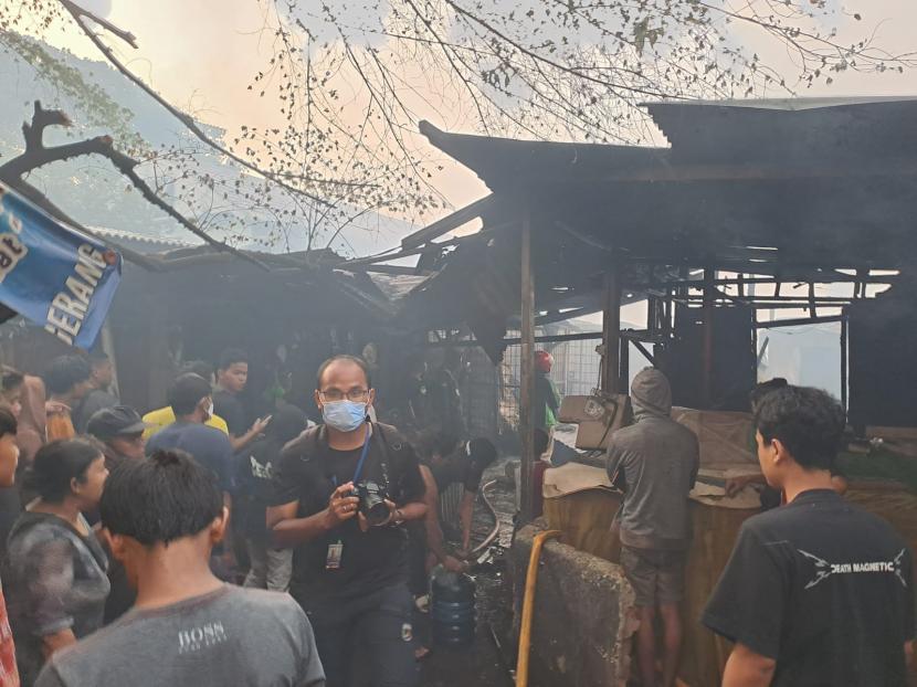 Kondisi Pasar Ciputat di Kota Tangerang Selatan (Tangsel) yang alami kebakaran, Rabu (11/5) sore. 