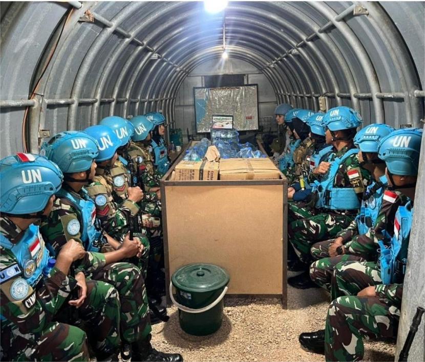 Kondisi pasukan TNI yang bertugas sebagai UNIFIL kala diserang militer Zionis Israel (IDF) di Naquora, Lebanon Selatan, Kamis (10/10/2024) pagi waktu setempat.