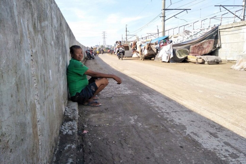 Kondisi permukiman kumuh di kawasan Kanal Banjir Barat, Tanah Abang, Jakarta Pusat, Rabu (8/11).