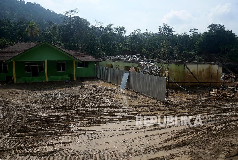 Kondisi terkini kompleks Pondok Pesantren La Tansa, Lebak, Banten, pasca banjir bandang, Rabu (15/1).