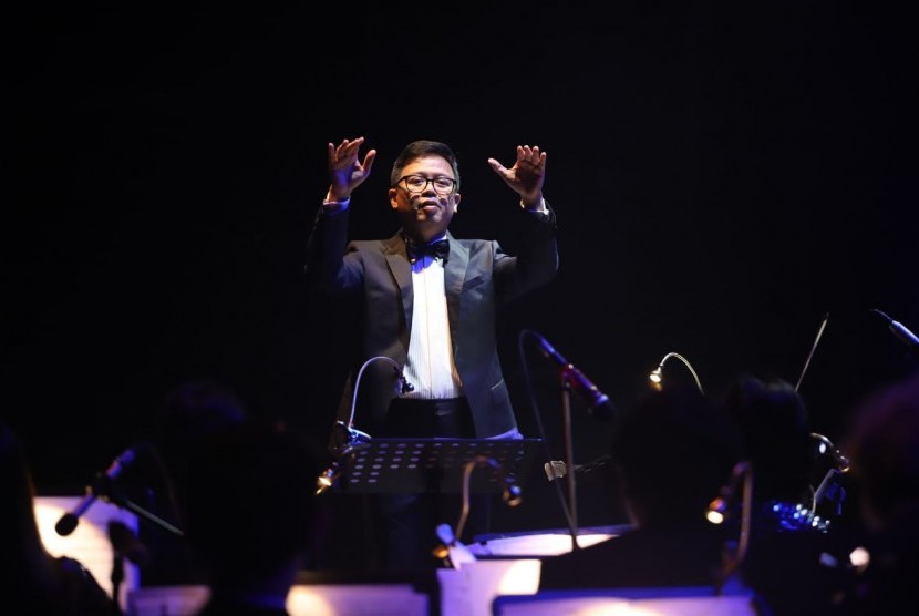 Orkestra di bawah naungan konduktor Avip Priatna, Jakarta Concert Orchestra, menyuguhkan konser berjudul 