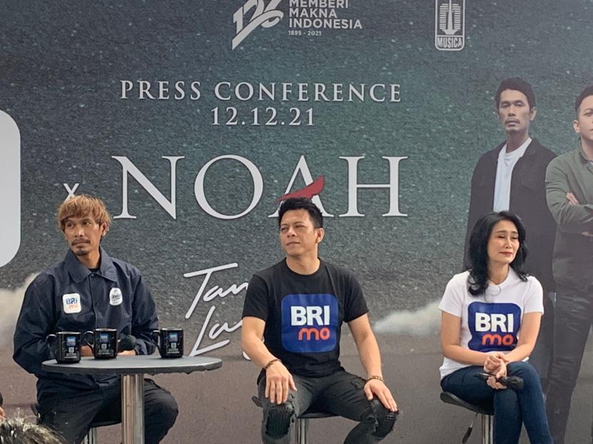 Konferensi pers album re-mastered Noah bertajuk Second Chance: Taman Langit di Hutan Kota by Plataran, Senayan, Jakarta, Ahad (12/12).
