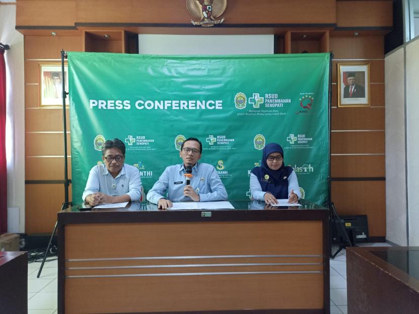 Konferensi pers di RSUD Panembahan Senopati, Kabupaten Bantul.