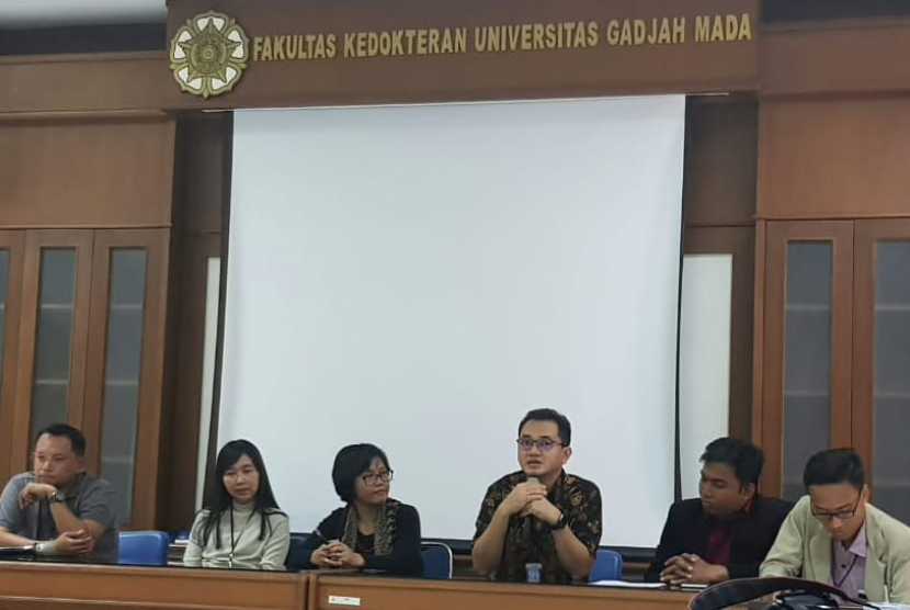 Konferensi pers gelaran Indonesia International Medical Olympiad (IMO) 2018 di FKKMK Universitas Gadjah Mada (UGM), Rabu (17/10).