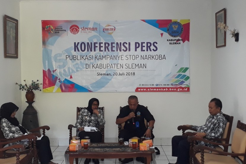 Konferensi pers Hari Anti Narkoba Internasional di Kantor Humas Pemkab Sleman, Jumat (22/7). 