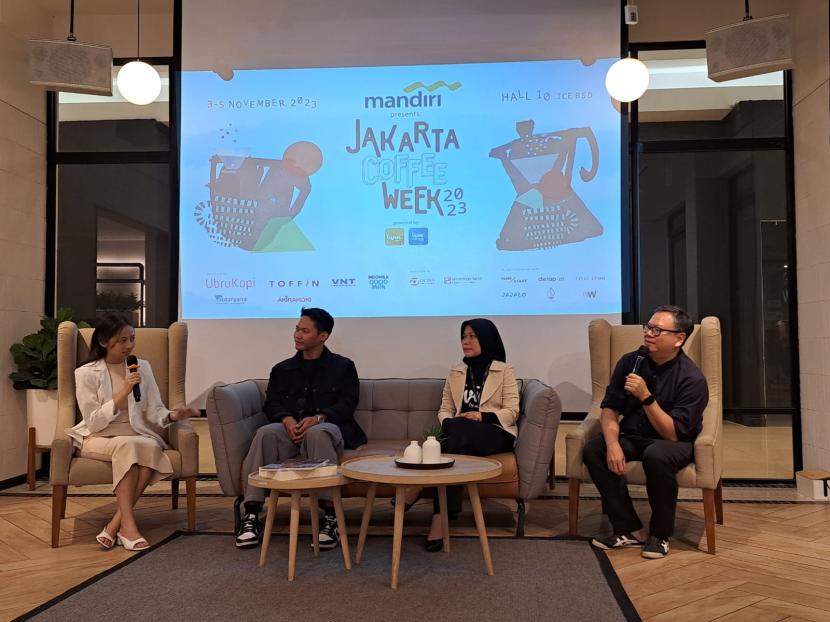 Konferensi pers Jakarta Coffee Week (Jacoweek) 2023 di GoWork, Plaza Indonesia, Jakarta, Selasa (24/10/2023). 