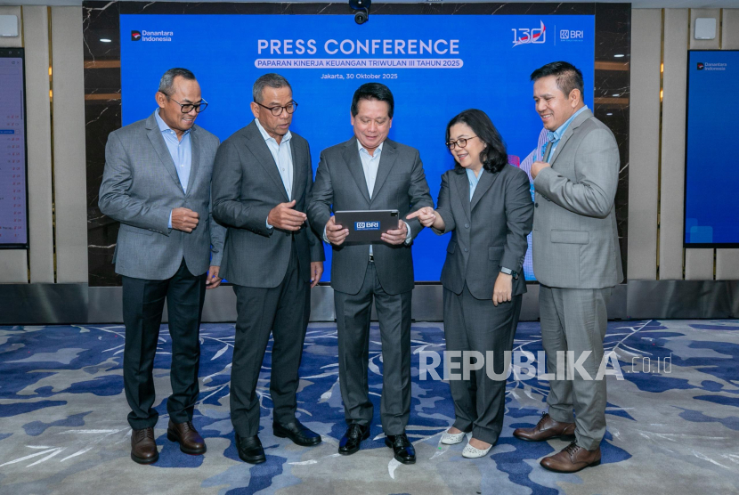 Konferensi pers kinerja keuangan BRI di Jakarta, Kamis (30/10/2025).
