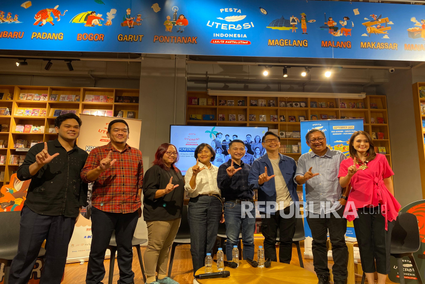 Konferensi pers pelaksanaan Pesta Literasi 2025 di Gramedia Jalma, Jakarta, Kamis (28/8/2025). 