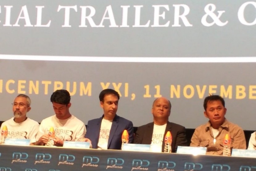 Konferensi pers peluncuran trailer kedua Habibie & Ainun 3 di Jakarta, Senin.