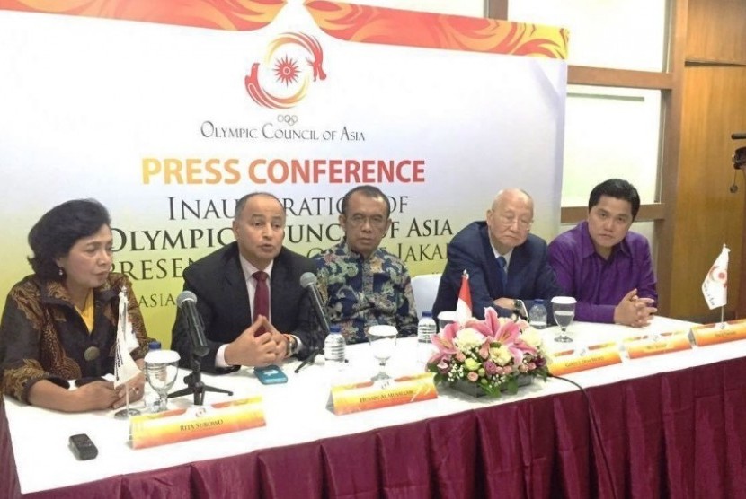 Konferensi pers pembukaan kantor perwakilan Dewan Olimpiade Asia (OCA) di Jakarta, Selasa (13/12).