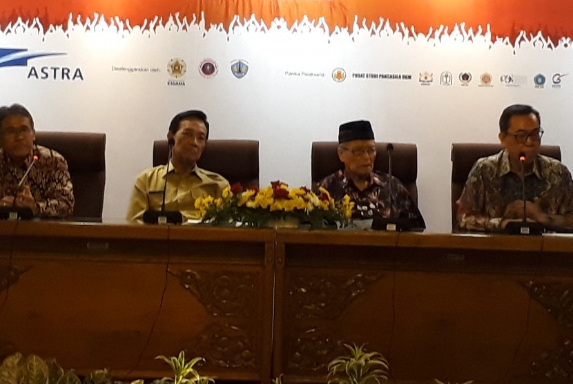 Konferensi pers Pencanangan Bulan Pancasila di Yogyakarta. 