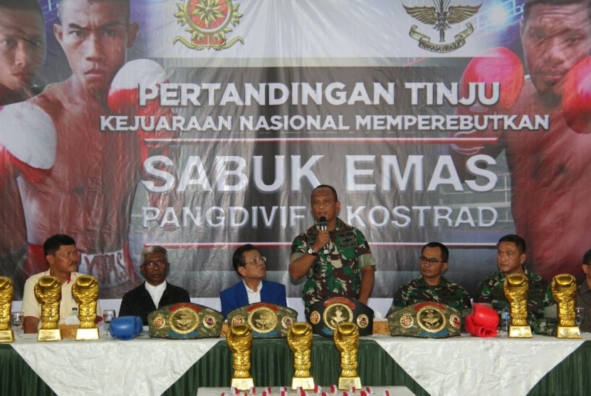 Konferensi pers Sabuk Emas Panglima Divisi Infanteri 1 Kostrad, Depok, Jumat (12/1). 