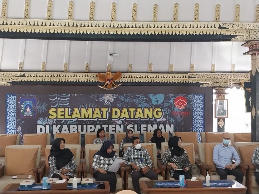  Konferensi pers terkait rencana penyelenggaraan Pameran Potensi Daerah (PPD) 2023 di Pendopo Parasamya, Sleman.