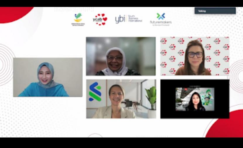Konferensi pers virtual program pemulihan ekonomi bagi UMKM perempuan yang terdampak pandemi. 