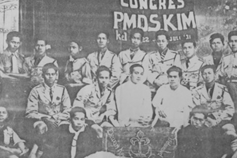 Kongres pembentukan Kepanduan Indonesia Muslim (KIM) yang dilaksanakan perkumpulan PMDS pada Juli 1931. 