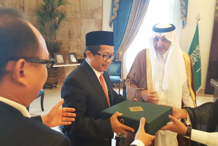 Konjen RI, M. Hery Saripudin bersama Pangeran  Misy’al bin Majid bin Abdulaziz Al Saud