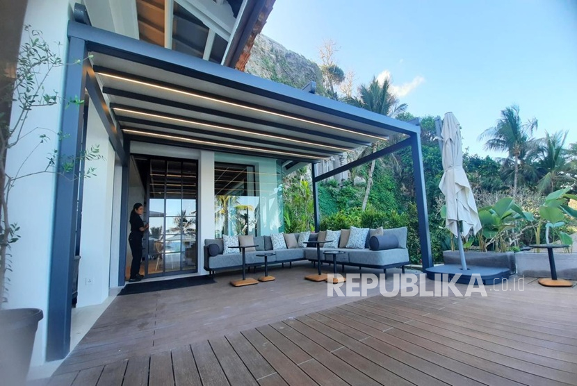 Konsep ruang luar kini tak lagi dianggap pelengkap semata dalam perencanaan hunian modern. Di tengah gaya hidup urban yang semakin menuntut kenyamanan dan keindahan visual, kebutuhan akan area outdoor yang fungsional dan estetis semakin meningkat.