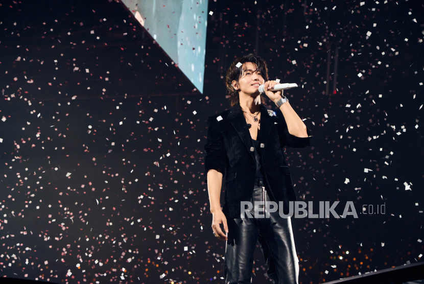 Jerry Yan.