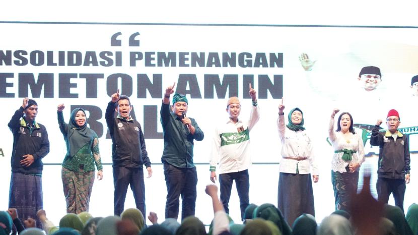 Konsolidasi relawan Semeton Amin yang diikuti 1.000 orang di Kota Denpasar, Bali, Kamis (25/1/2024).