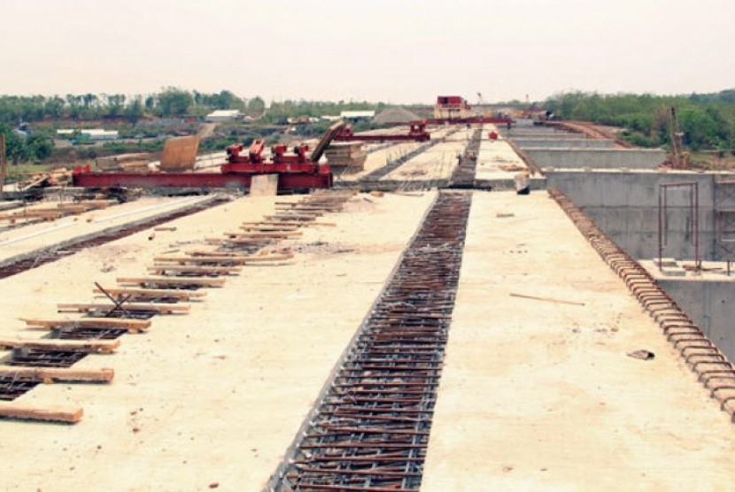 Waskita toll road construction project.