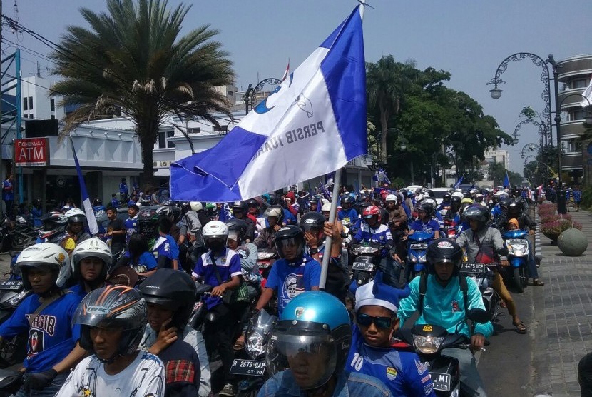 konvoi parade persib