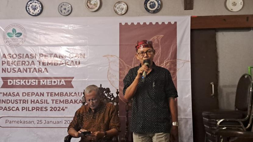 Koordinator Nasional Asosiasi Petani dan Pekerja Tembakau Nusantara (APPTN), Samukrah.