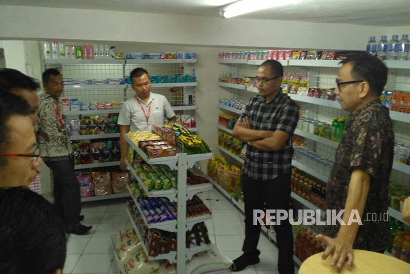 Koperasi Karyawan Harian Republika (Kopmart).