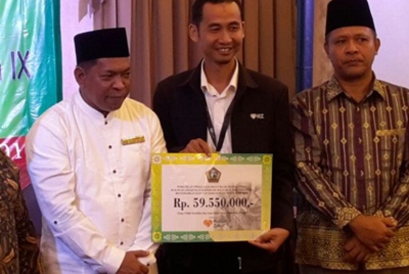 Kopertis Wilayah IX Sumut  menyerahkan bantuan senilai Rp 59,5 juta yang ditujukan untuk para pengungsi Rohingya melalui Rumah Zakat.