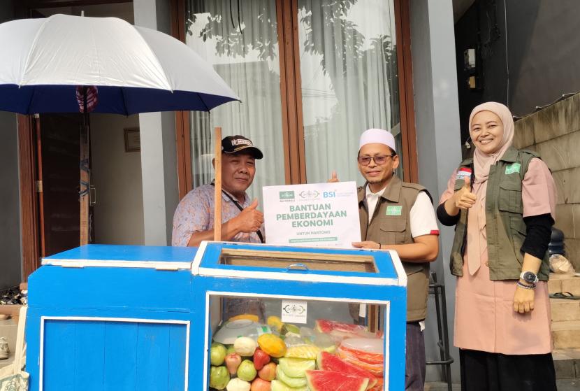 Korban kebakaran Manggarai Jaksel mendapat bantuan. 