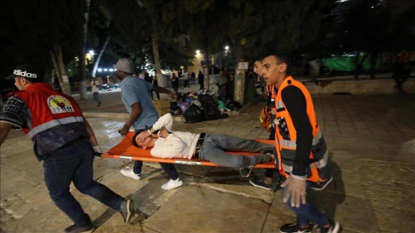 Korban luka dalam serangan polisi Israel di komplek masjid al-Aqsha 