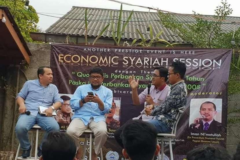 Korps Alumni Forum Shilaturrahim Studi Ekonomi Islam (KAFoSSEI) menggelar takk show ekonomi syariah.