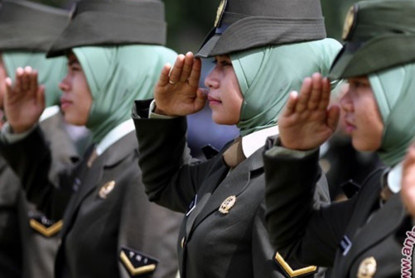 Korps Wanita Angkatan Darat (Kowad).