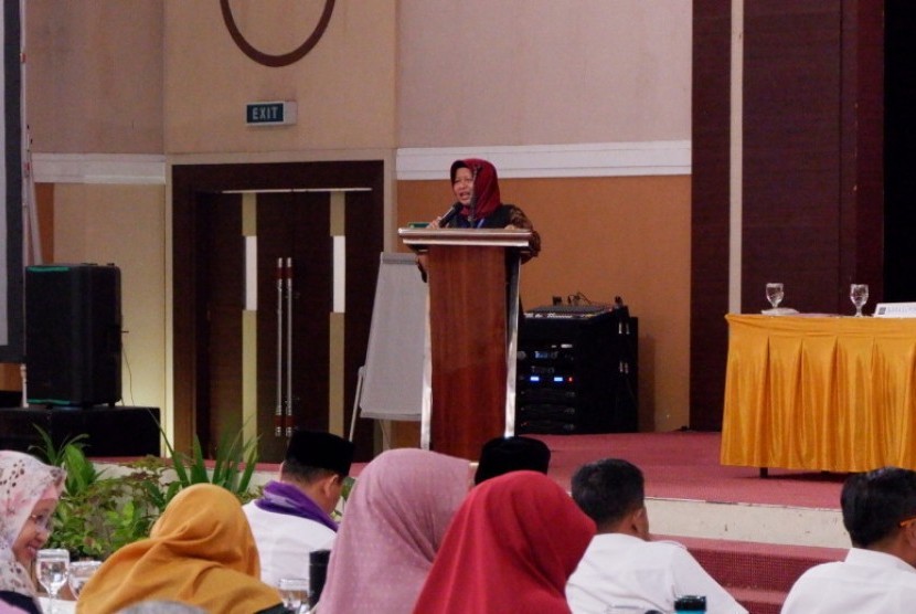Kota Depok mendapat sebutan The Best Creator dalam pembangunan ketahanan keluarga dari  Direktur Bina Ketahanan Remaja Badan Kependudukan dan Keluarga Berencana Nasional, Eka Sulistia Ediningsih.