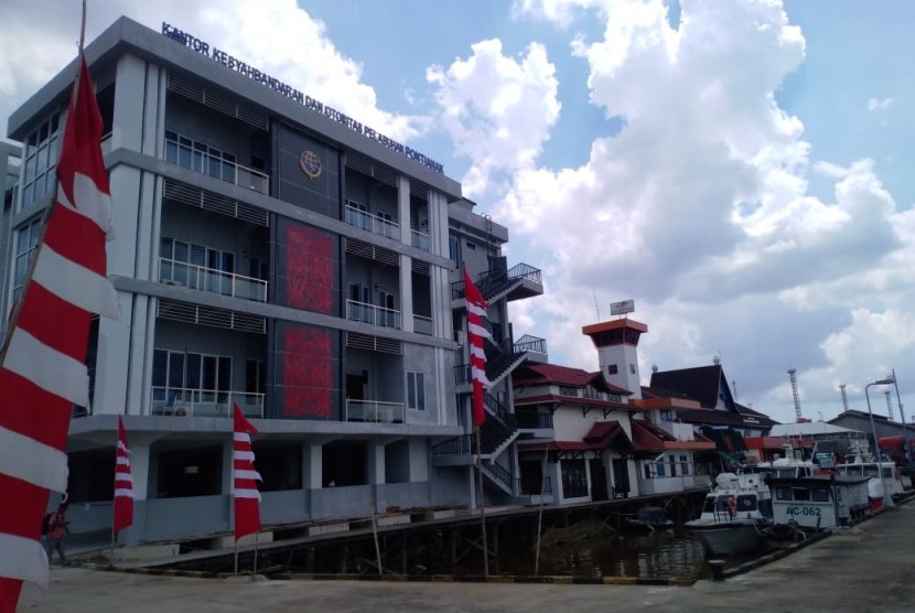 Kota Pontianak kini memiliki gedung atau Kantor Kesyahbandaran dan Otoritas Pelabuhan (KSOP) II baru