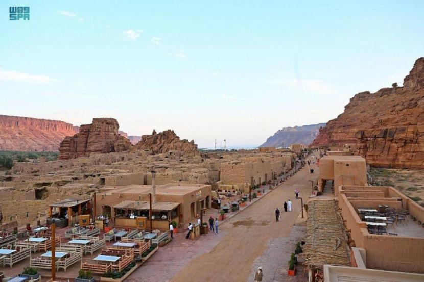 Kota Tua AlUla di Arab Saudi terpilih sebagai tujuan global dalam daftar 32 desa wisata terbaik Organisasi Pariwisata Dunia PBB (UNWTO) pada 2022. Kembangkan Pariwisata, Arab Saudi Luncurkan 10 Aturan Baru