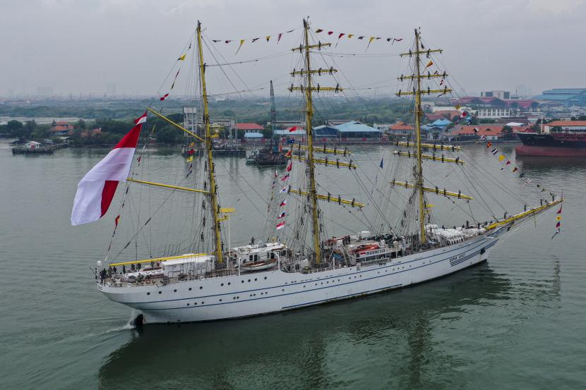 Kapal Perang Republik Indonesia (KRI) Bima Suci terpilih sebagai kapal terbaik pada ajang Tall Ship Race (TSR) Fredrikstad 