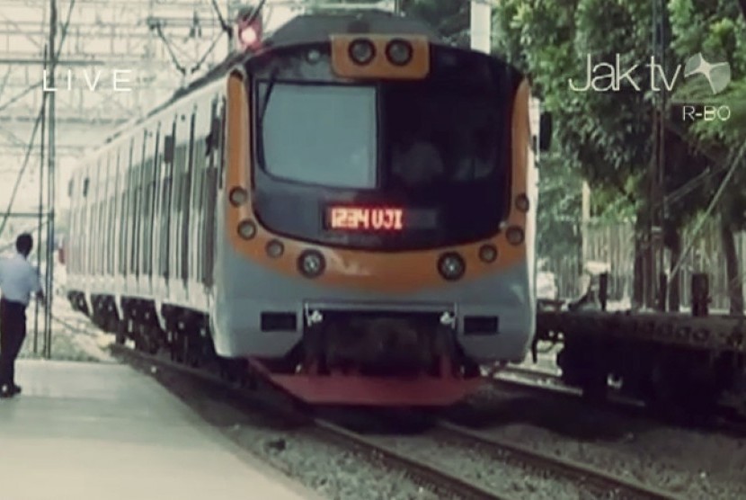 KRL tujuan Kota-Tanjung Priuk